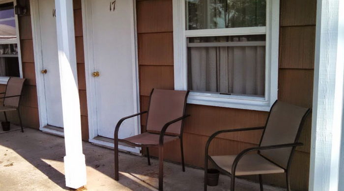 Sunset Lodge (Sunset Motel) - From Website (newer photo)